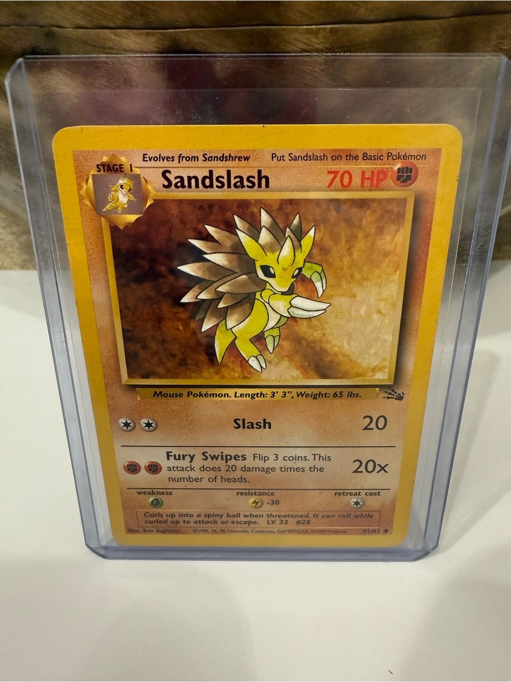 Sandslash Trading Card - Yellow